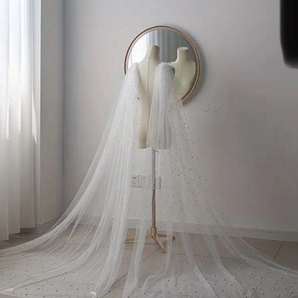 Bridal Wings / Cape / Veil White with pearls New - Picture 2 of 6
